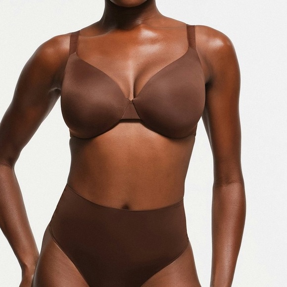 SKIMS SMOOTHING  FULL COVERAGE BRA 34D - Picture 1 of 6
